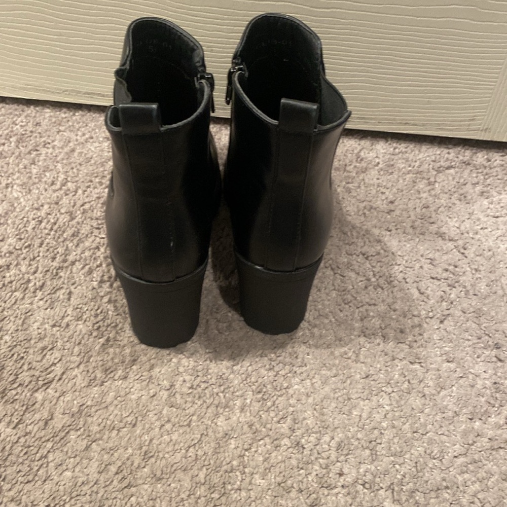 Booties - Picture 4 of 6